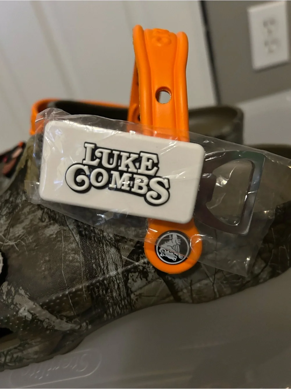 RARE! New! Crocs Luke Combs Classic Camo Clog - Men’s 9 / Women’s 11 - Picture 6 of 7